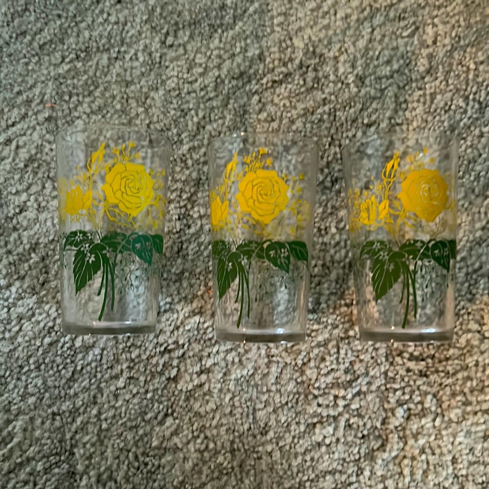 Vintage Yellow Rose Glasses
